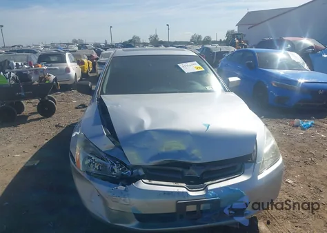 2005 Honda Accord 2.4 Ex из США, поврежденный, VIN 1HGCM56845A002087